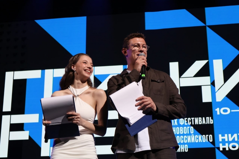 Полина Гухман и Никита Кологривый«Горький fest» открылся в Нижнем: Кологривый с самоваром, Чайкина и миллион за лучший фильм