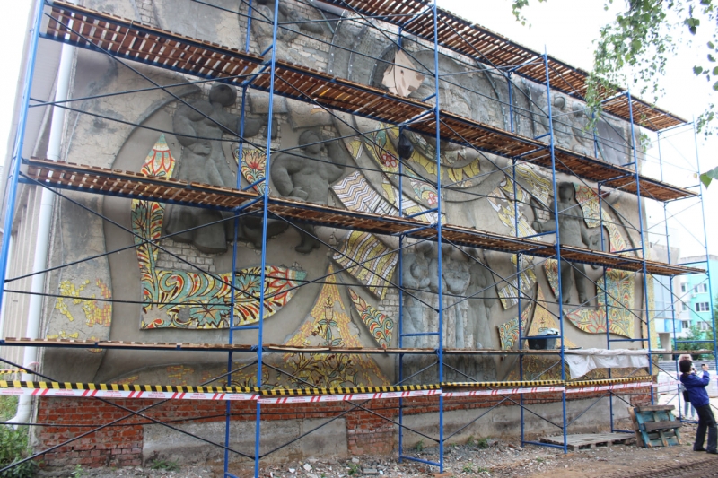 Панно в Володарске