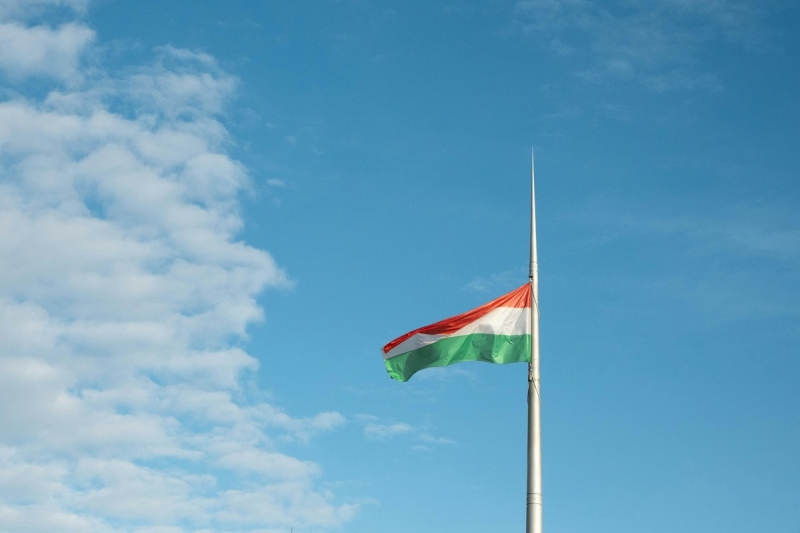 флаг венгрии