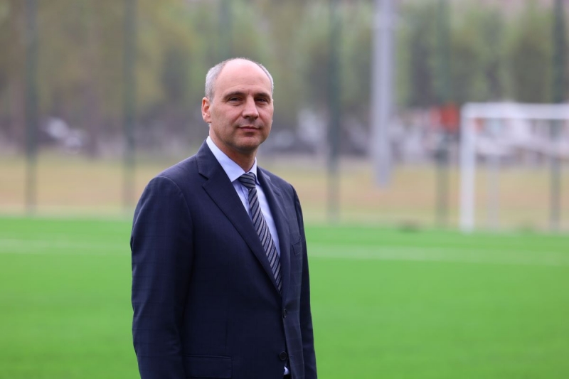 Новый стадион открыл врио губернатора Денис Паслер