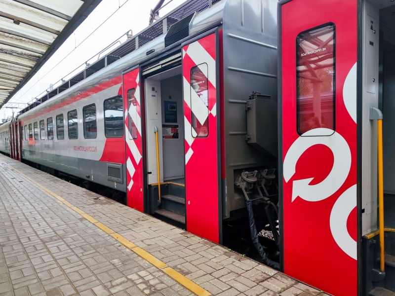 Электричка опоздала на час из-за неисправности состава