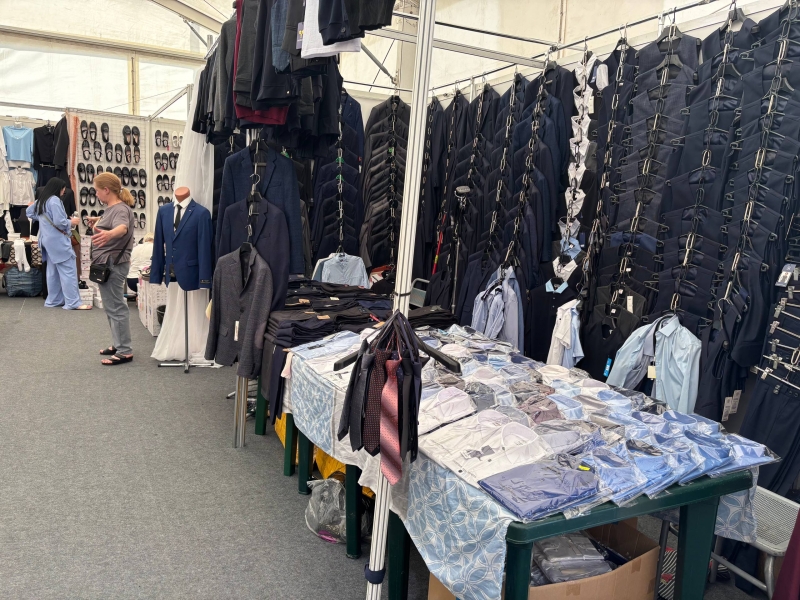 Школьный базар открылся в Тюмени