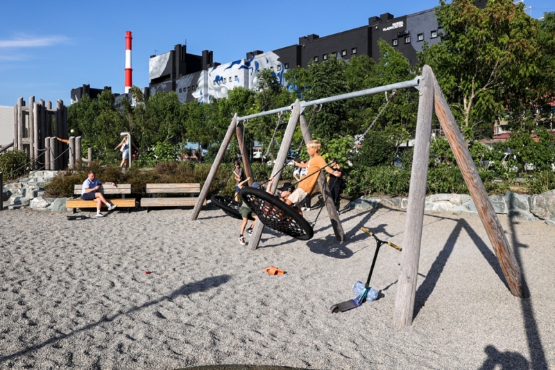 В Приморье открыли благоустроенную Спортивную набережную после реконструкции