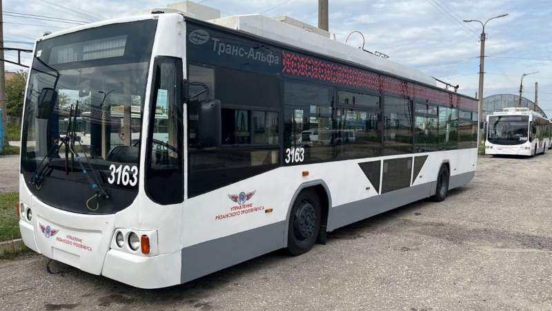 Троллейбус