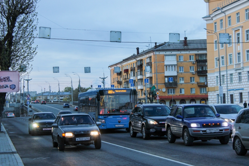 дорога, город