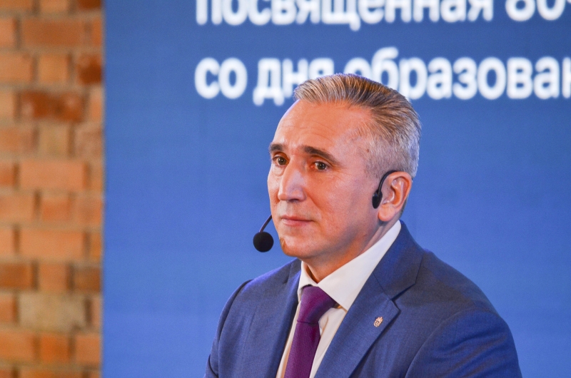 александр моор