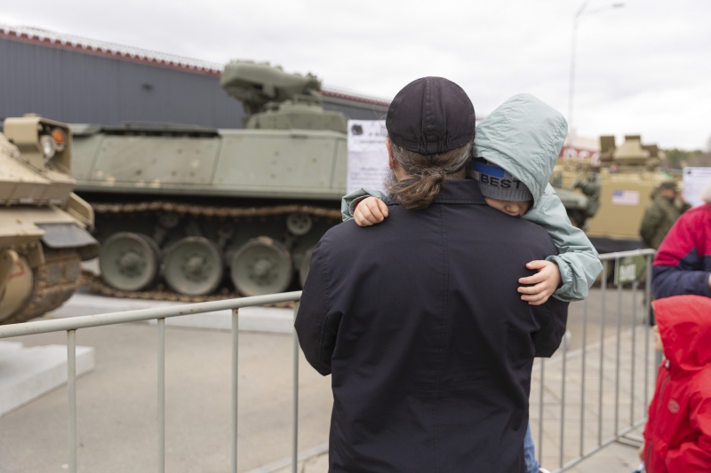 военные, семья