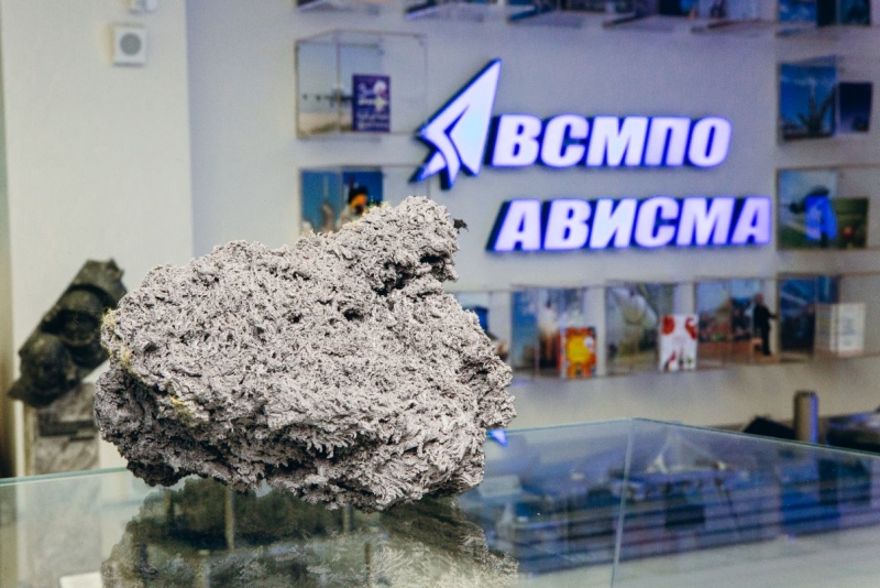 Сотрудникам промышленного гиганта вновь повышают зарплаты