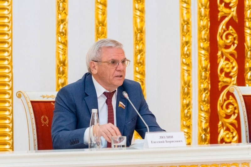 Евгений Люлин