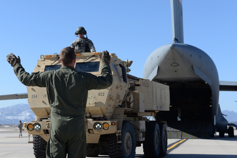 военная база США