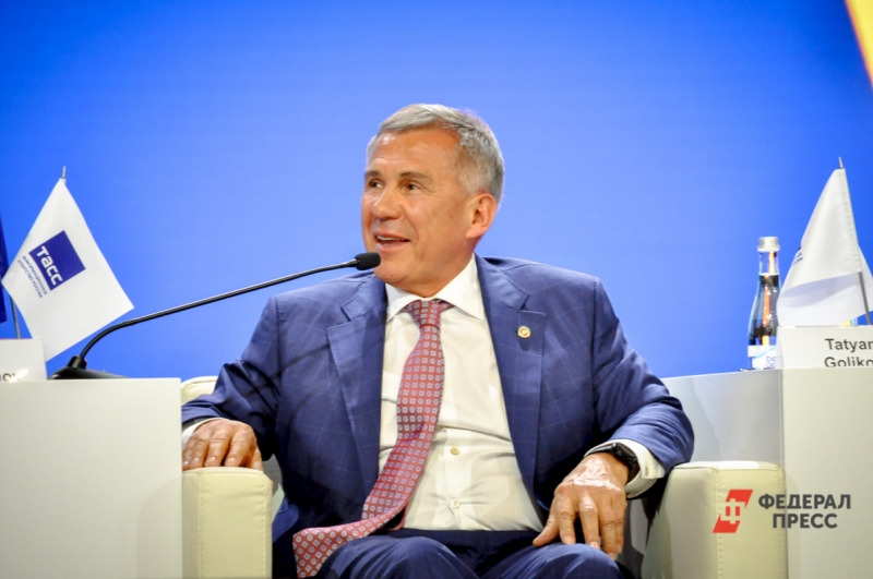 Рустам Минниханов