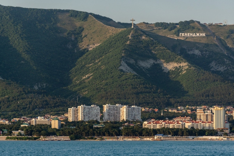 Почему стоит провести бархатный сезон в Геленджике