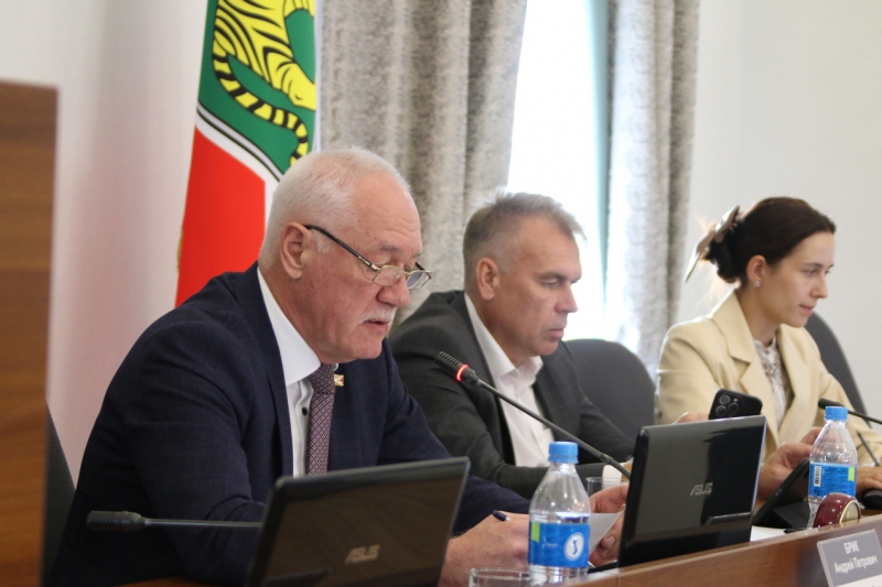 На заседании Думы города Владивостока утвердили корректировку бюджета