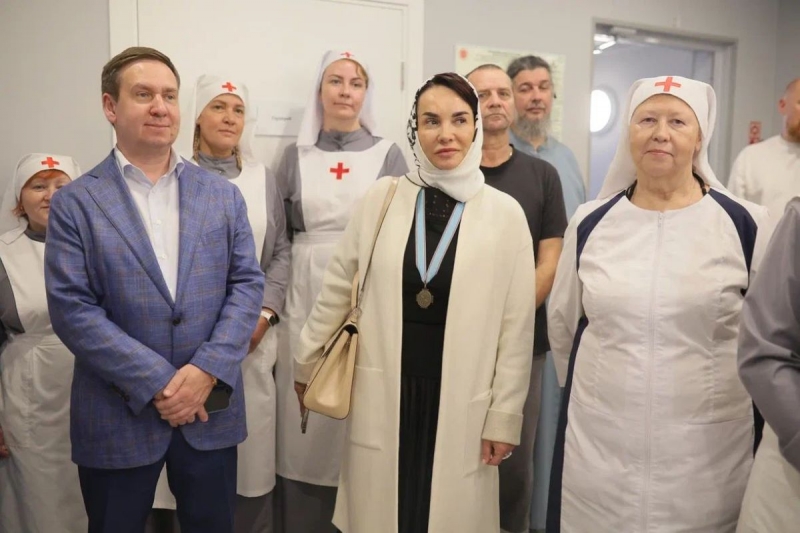 Свято-Елисаветинскую обитель милосердия посетил митрополит Евгений