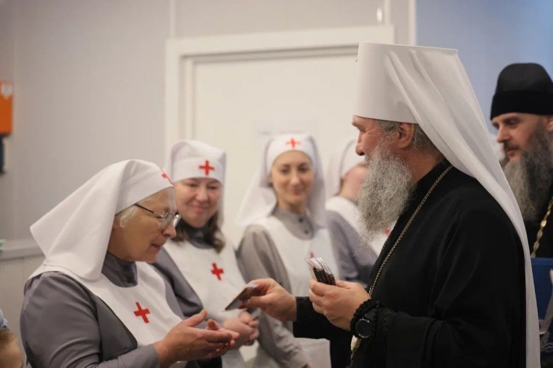 Свято-Елисаветинскую обитель милосердия посетил митрополит Евгений