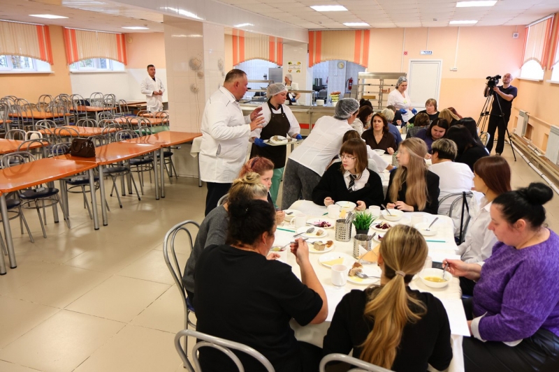 Дегустация школьного питания в Рязани