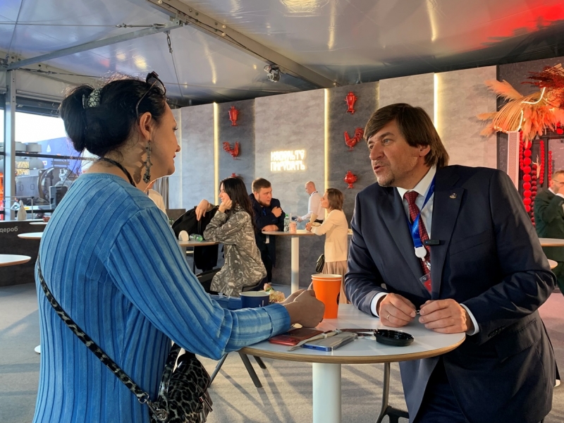 Жильцы Европейского обрушились хейтом на мэра Тюмени из-за прокладки теплотрассы