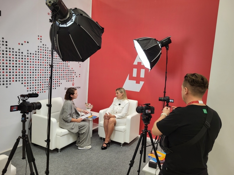 Мария Захарова