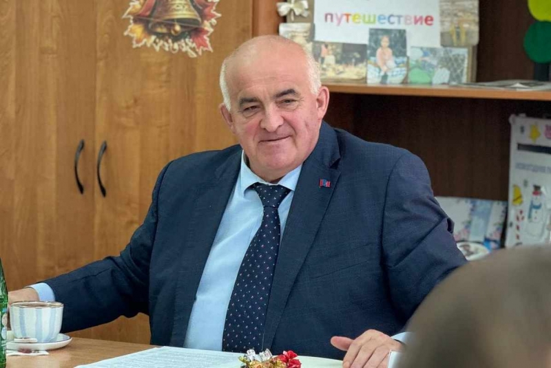 Губернатор Сергей Ситников