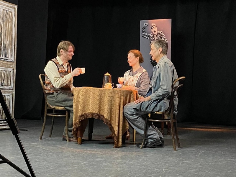 Кадр с репетиции спектакля