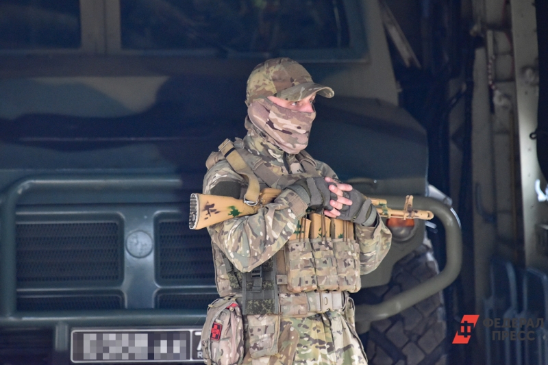 Военнослужащий