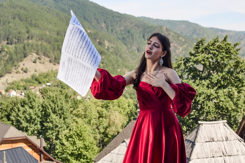 Мария Тыкманова исполнила на конкурсе «Колыбельную» Римского-Корсакова и белорусскую польку