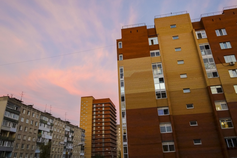 дома, жилье