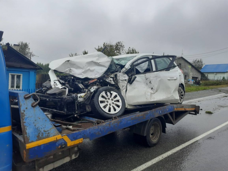 В автобусе после ДТП - шесть пострадавших