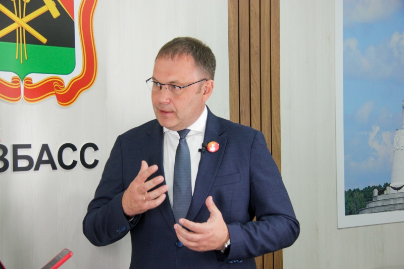 Илья Середюк