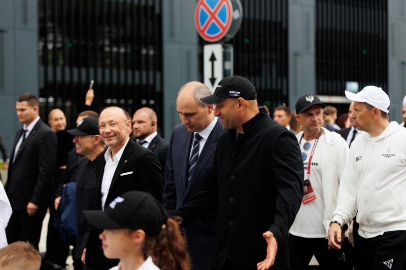 Артем Жога, Денис Паслер и Игорь Алтушкин