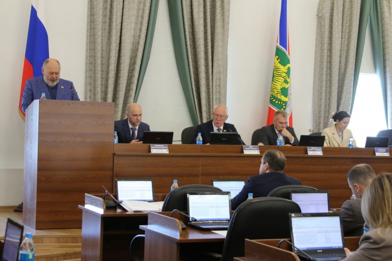 Вячеслав Глушко рассказал о своей работе в Думе и округе