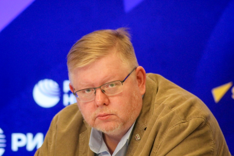 Павел Данилин