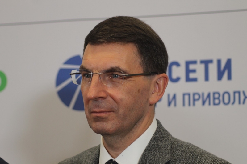 Игорь Комаров