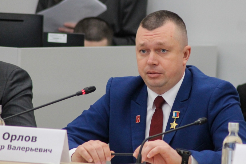 Артур Орлов