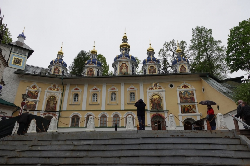 Сегодня Печоры привлекают паломников и туристов со всей России