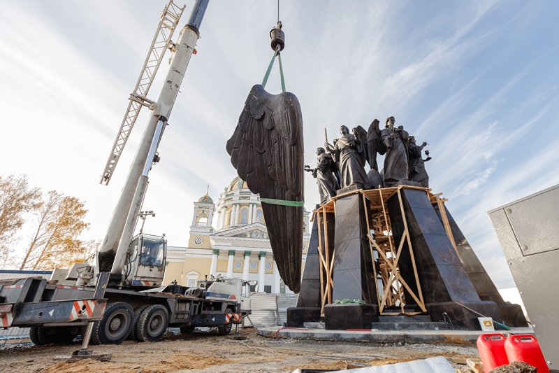 Установка монумента