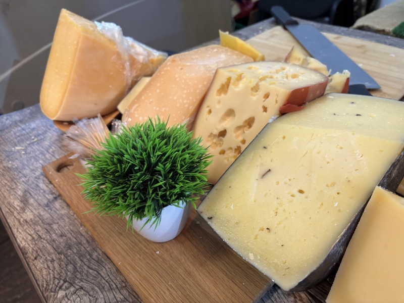 В Свердловской области вновь подорожал сыр