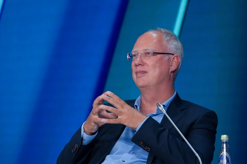 Кирилл Дмитриев