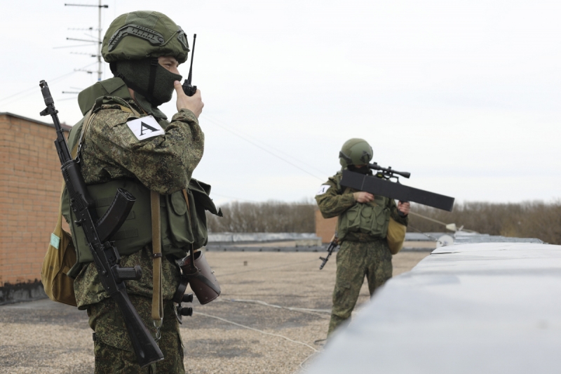 Военнослужащий