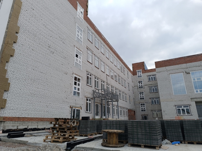 Строительство школы