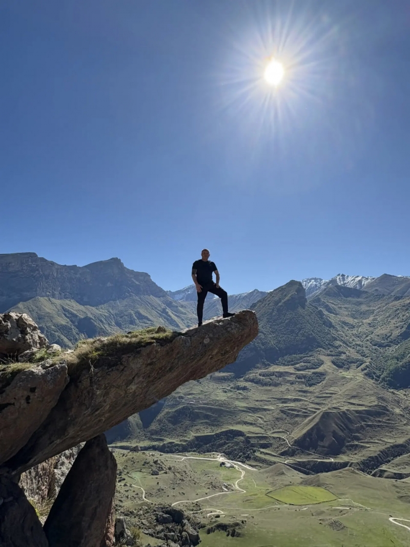 Вид на Эльбрус с плато Бермамыт