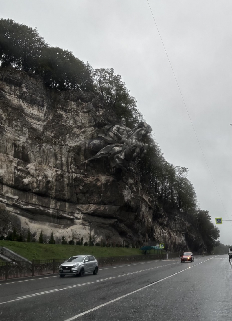 Скульптура Уастырджи – покровителя мужчин