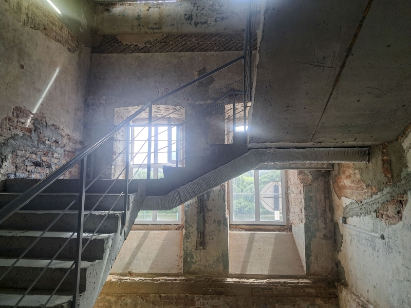 Аварийный дом