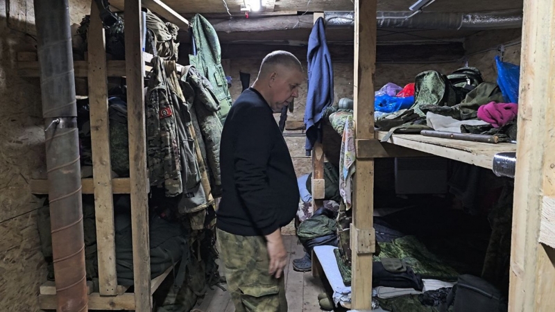 На передовой часто приходится оказывать психологическую помощь бойцам