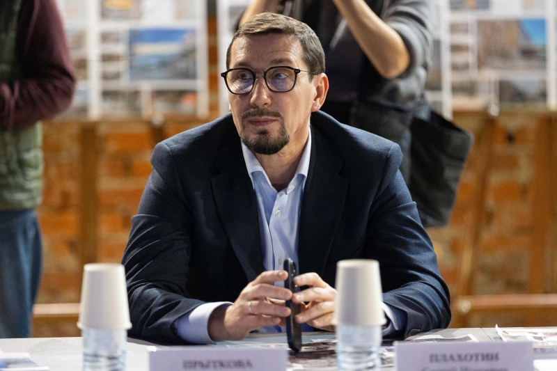 Новинку представил вице-мэр Сергей Плахотин