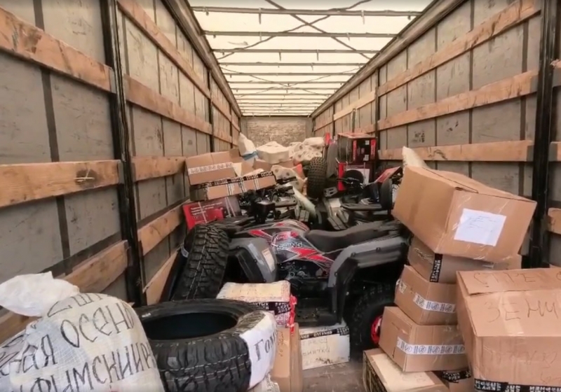 В составе груза был доставлен и квадроцикл