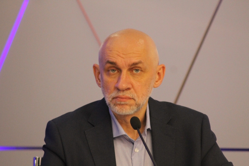 Владимир Шаповалов