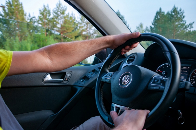 Человек за рулем