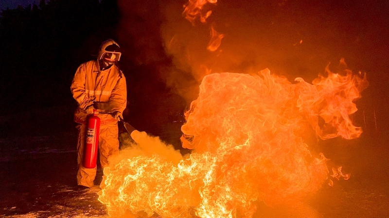 Будущие спасатели прошли интенсивные учения в лагере «Зарница»