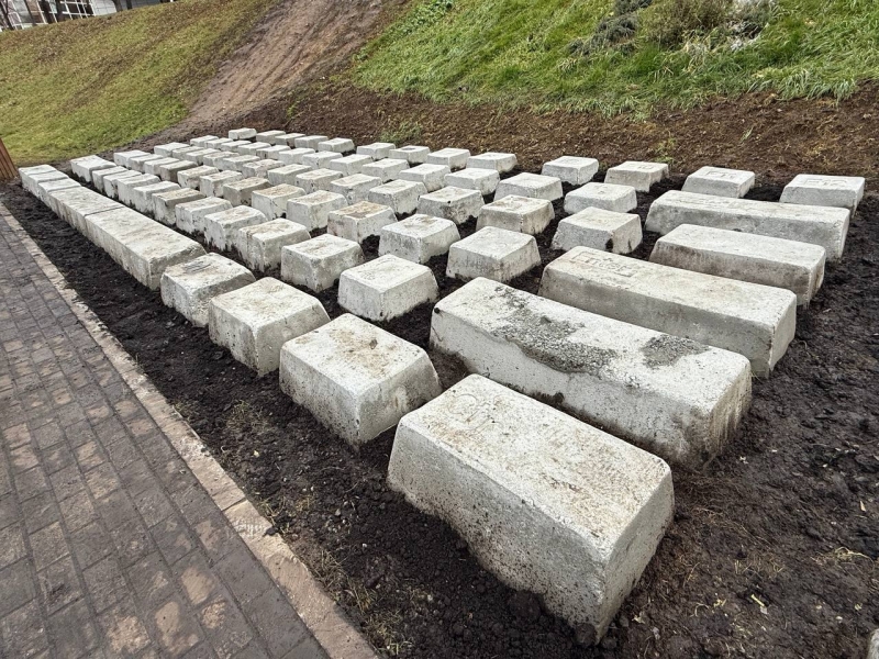 Памятник клавиатуре